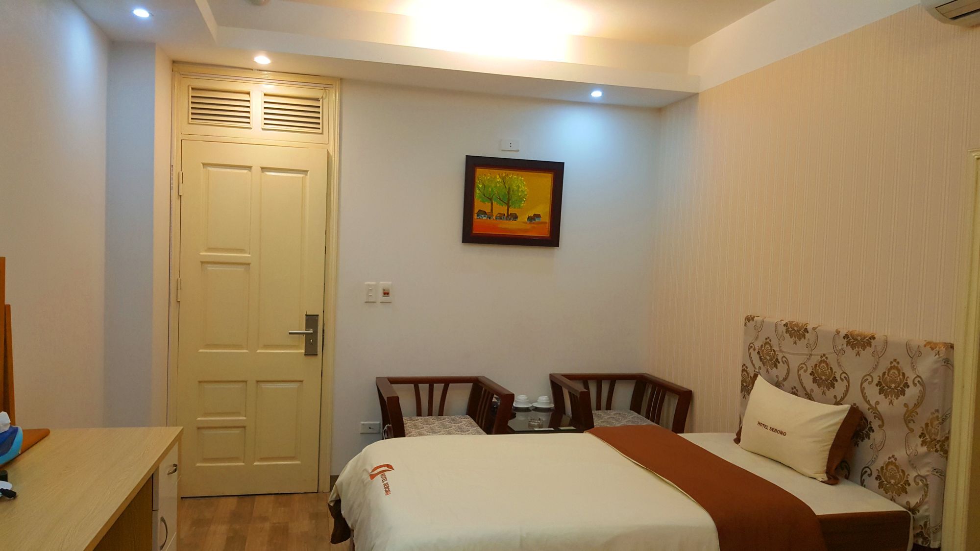 Sebong Hotel Hanoi Exterior photo