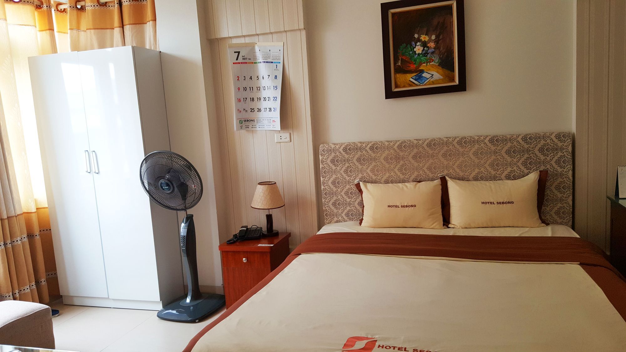 Sebong Hotel Hanoi Exterior photo