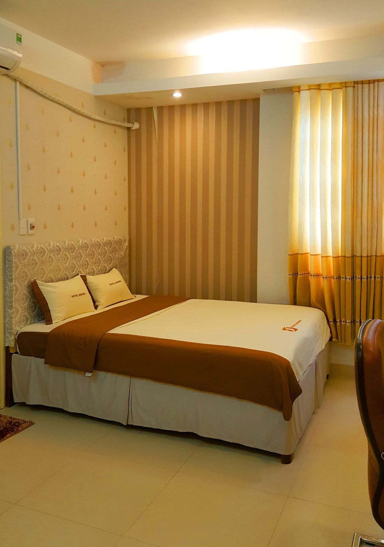Sebong Hotel Hanoi Exterior photo